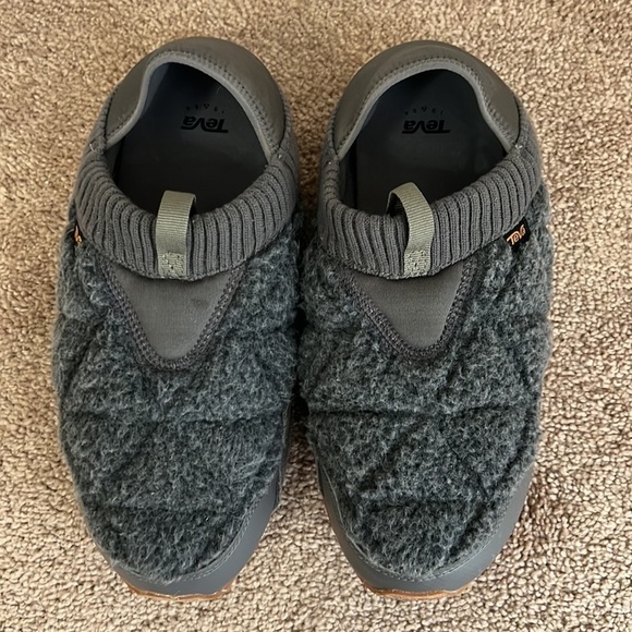 Teva ReEmber Fleece Moc Dark Gull Grey Slipper - Picture 7 of 13